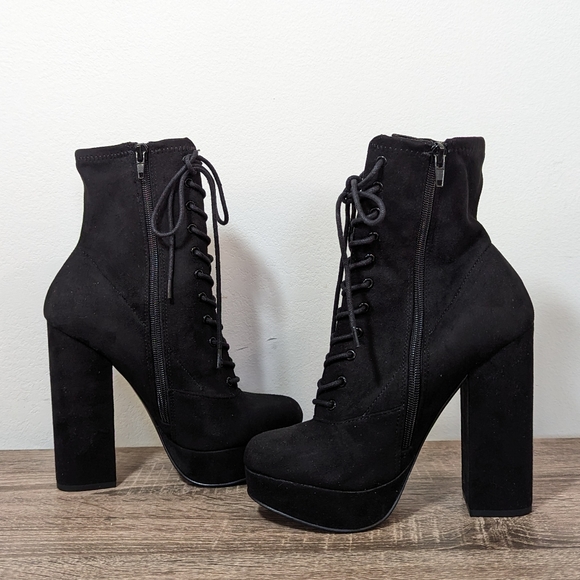 Steve Madden Black Symphony Ankle Lace Up Heel Boots Size 7M - Picture 6 of 14